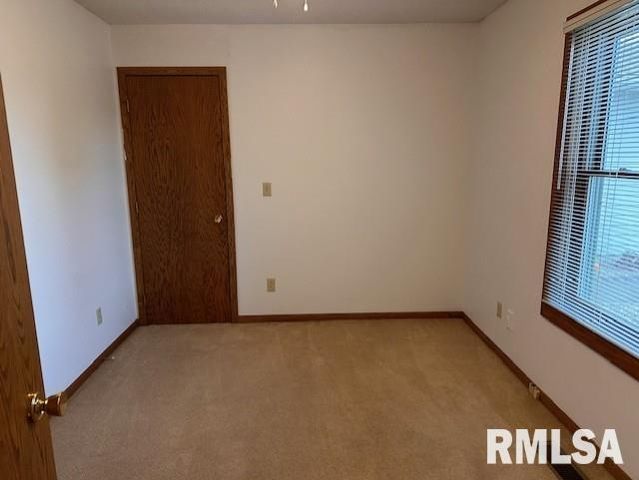 22 Appomatox Avenue, Jacksonville, IL 62650