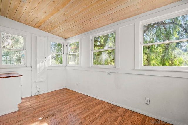 4270 S Tropico Dr, La Mesa, CA 91941