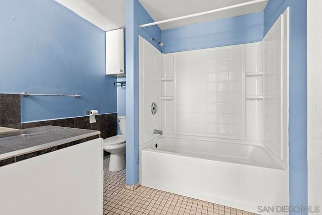 4270 S Tropico Dr, La Mesa, CA 91941