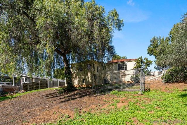 4270 S Tropico Dr, La Mesa, CA 91941