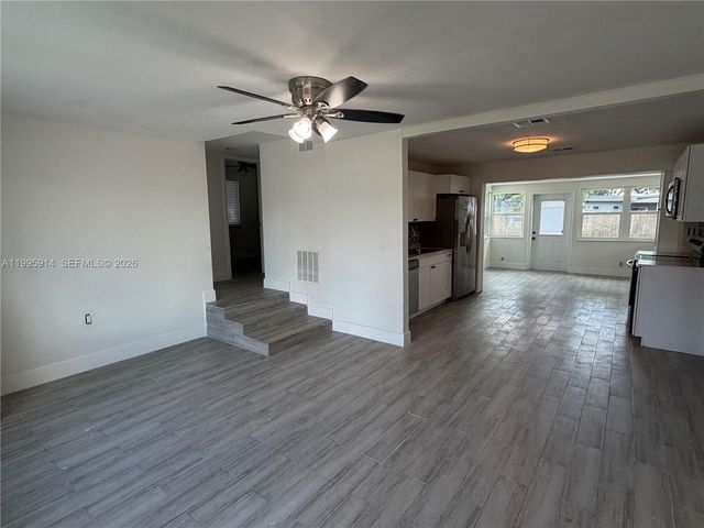 6604 Raleigh Street, Hollywood, FL 33024