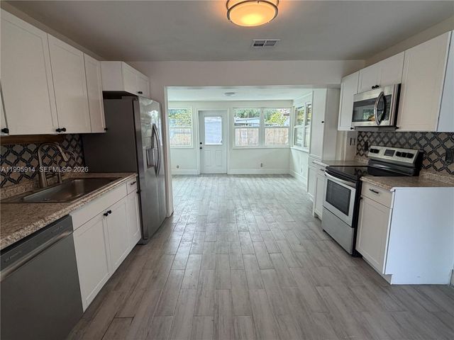 6604 Raleigh Street, Hollywood, FL 33024