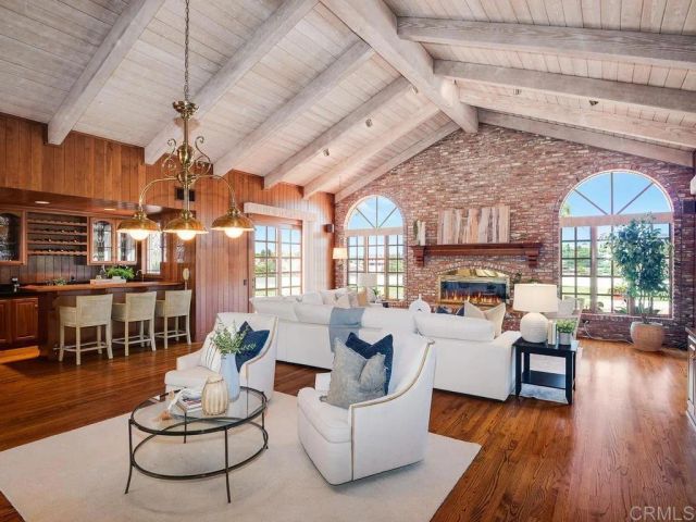 18246 Via Ascenso, Rancho Santa Fe, CA 92091