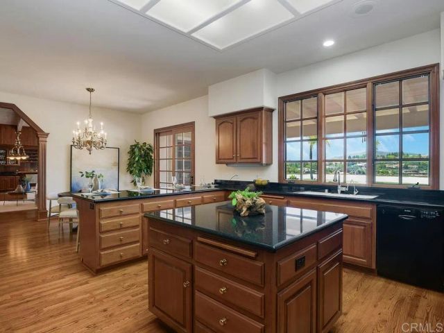 18246 Via Ascenso, Rancho Santa Fe, CA 92091