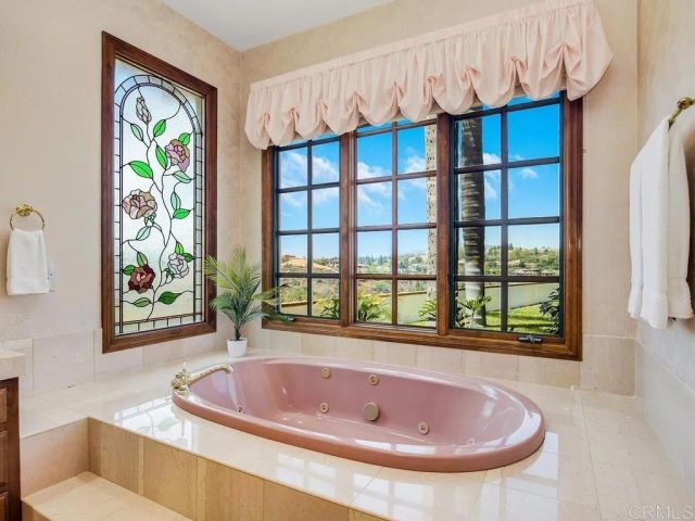 18246 Via Ascenso, Rancho Santa Fe, CA 92091