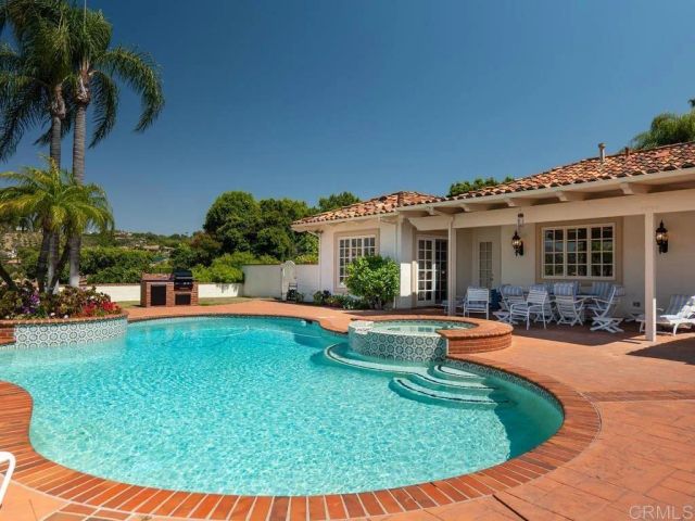 18246 Via Ascenso, Rancho Santa Fe, CA 92091