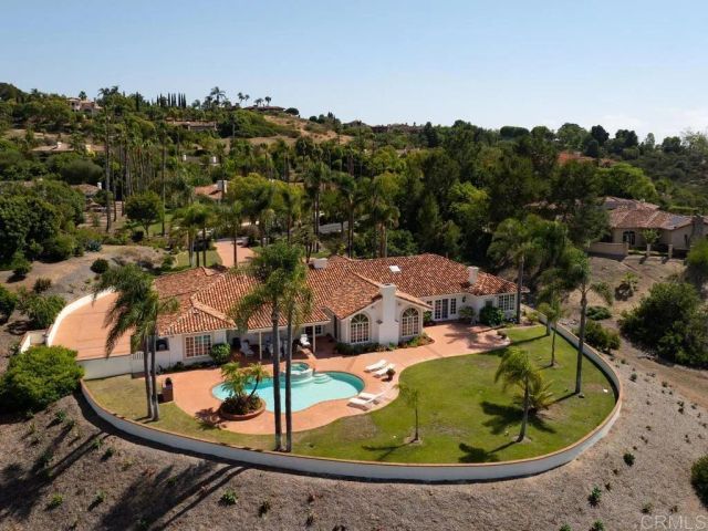 18246 Via Ascenso, Rancho Santa Fe, CA 92091