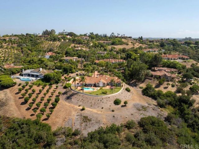 18246 Via Ascenso, Rancho Santa Fe, CA 92091