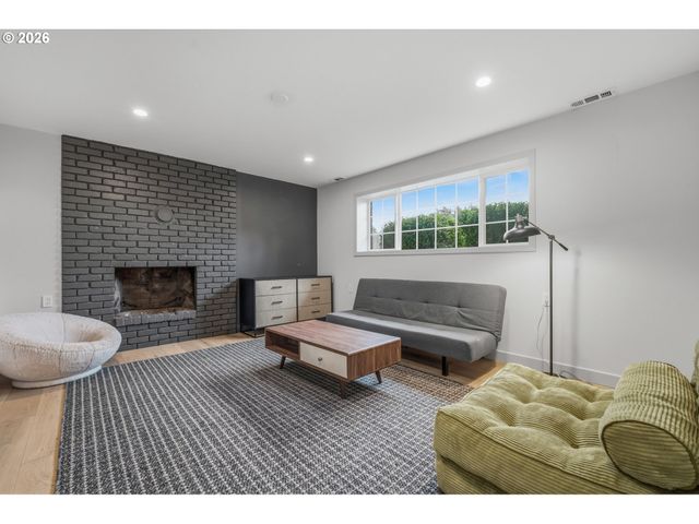1187 NETZEL St, Oregon City, OR 97045