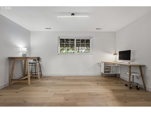 1187 NETZEL St, Oregon City, OR 97045
