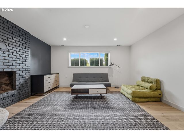 1187 NETZEL St, Oregon City, OR 97045
