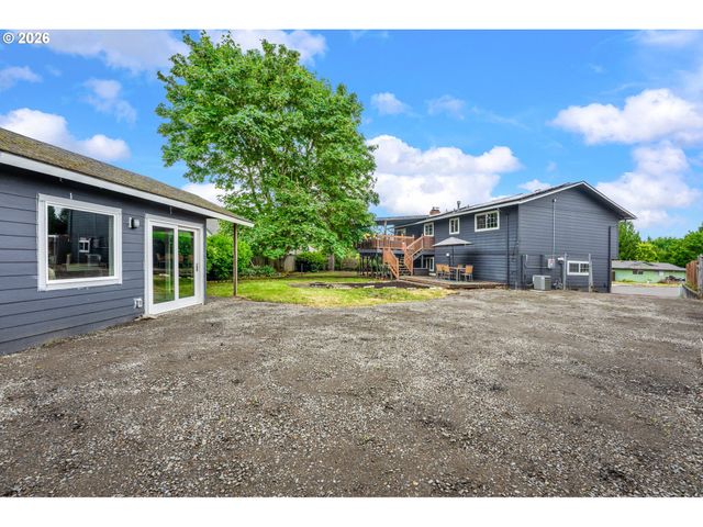 1187 NETZEL St, Oregon City, OR 97045