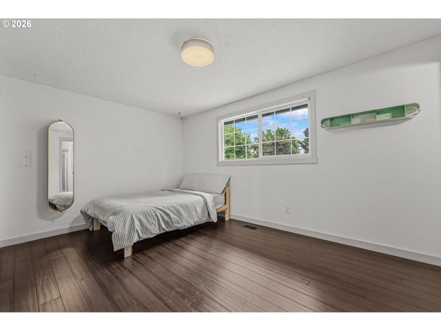 1187 NETZEL St, Oregon City, OR 97045