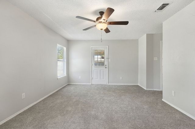 6000 Lavaca Drive, Arlington, TX 76018