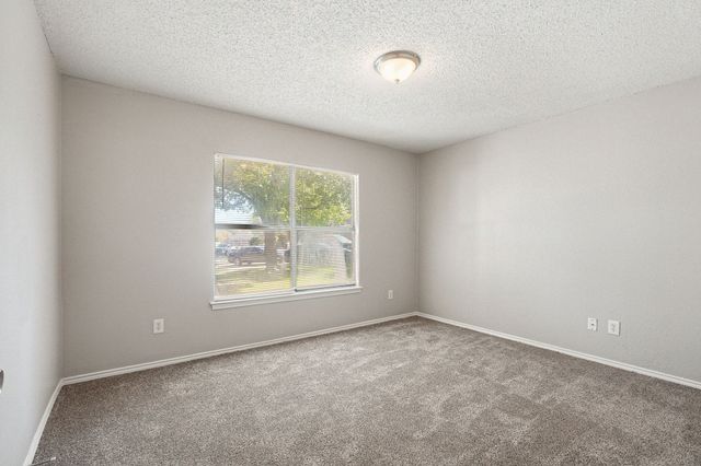 6000 Lavaca Drive, Arlington, TX 76018