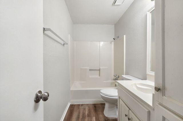 6000 Lavaca Drive, Arlington, TX 76018