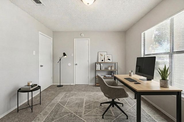6000 Lavaca Drive, Arlington, TX 76018