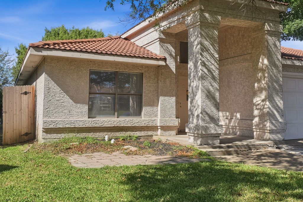 6000 Lavaca Drive, Arlington, TX 76018 — photo 3