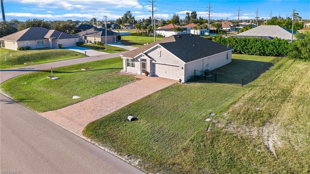 2259 SW 4th ST, CAPE CORAL, FL 33991 — photo 2