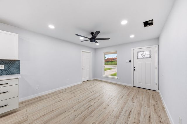 3842 Soft Wind Drive, Dallas, TX 75241