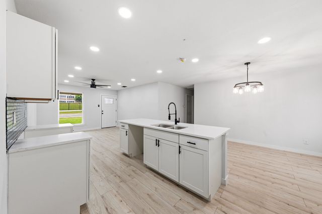 3842 Soft Wind Drive, Dallas, TX 75241