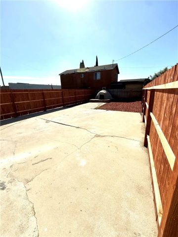 2368 E 107 th st, Los Angeles, CA 90002