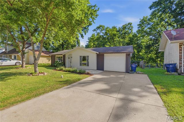 517 E 11th Street, Washington, MO 63090