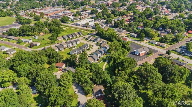 517 E 11th Street, Washington, MO 63090