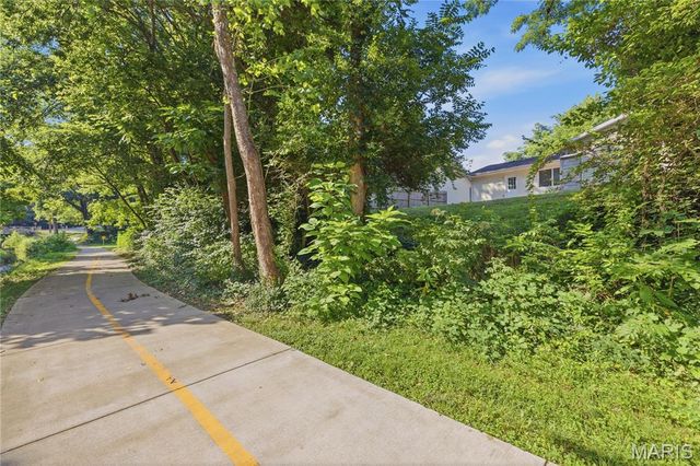 517 E 11th Street, Washington, MO 63090