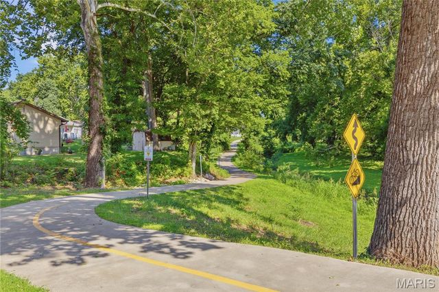 517 E 11th Street, Washington, MO 63090