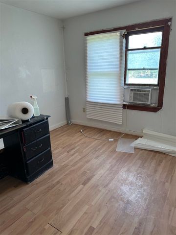 508 SW 18th St, Lawton, OK 73505