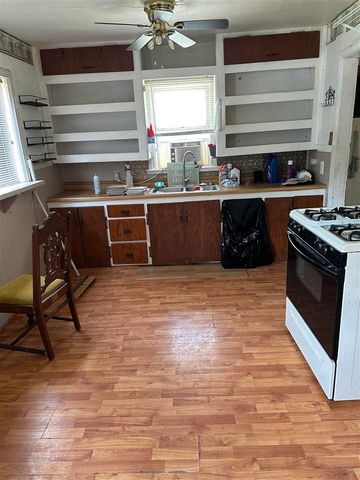 508 SW 18th St, Lawton, OK 73505