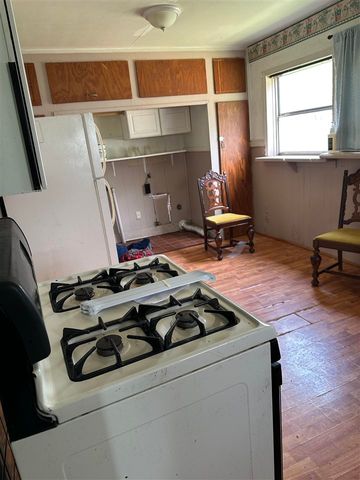 508 SW 18th St, Lawton, OK 73505