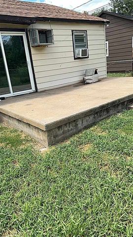 508 SW 18th St, Lawton, OK 73505