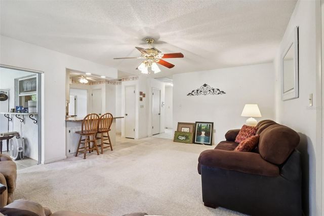 12 SUN AIR BOULEVARD E, Haines City, FL 33844