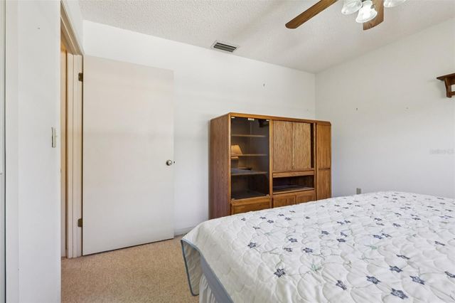 12 SUN AIR BOULEVARD E, Haines City, FL 33844