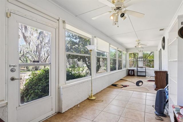 12 SUN AIR BOULEVARD E, Haines City, FL 33844