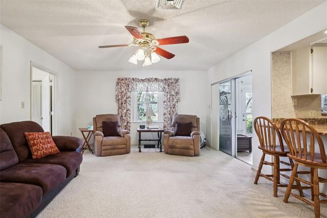 12 SUN AIR BOULEVARD E, Haines City, FL 33844