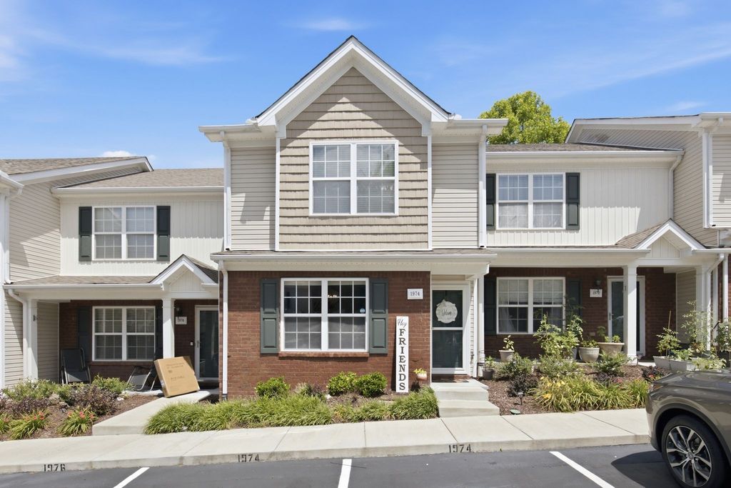 1974 Shaylin Loop, Antioch, TN 37013
