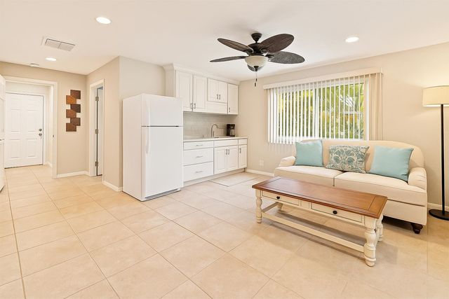 264 Kawailani Cir, Kihei, HI 96753