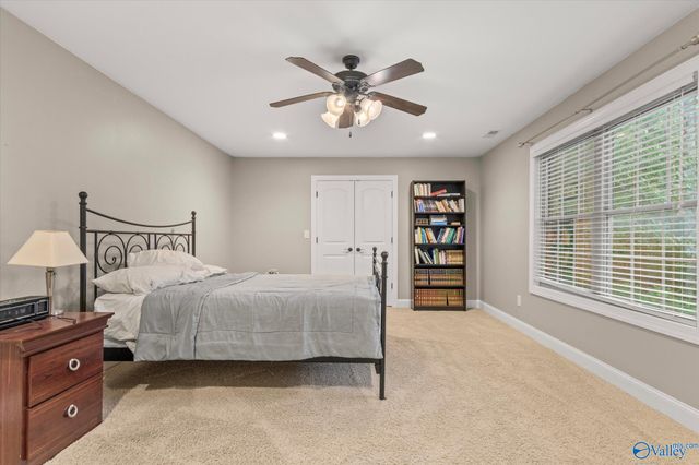 10136 SE Skylark Drive, Huntsville, AL 35803