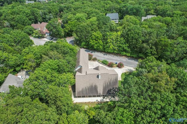 10136 SE Skylark Drive, Huntsville, AL 35803