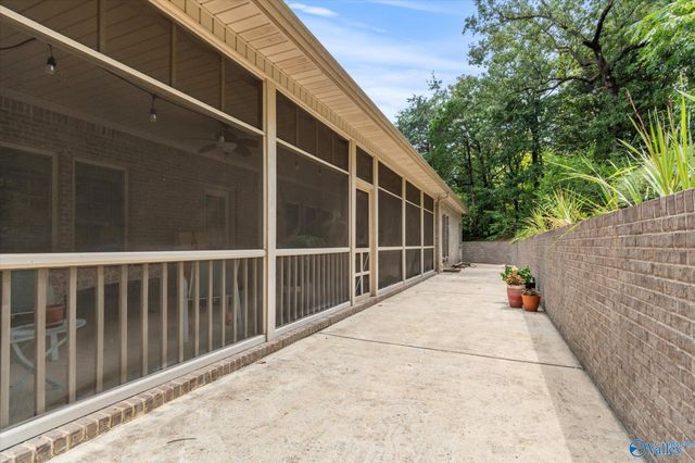 10136 SE Skylark Drive, Huntsville, AL 35803