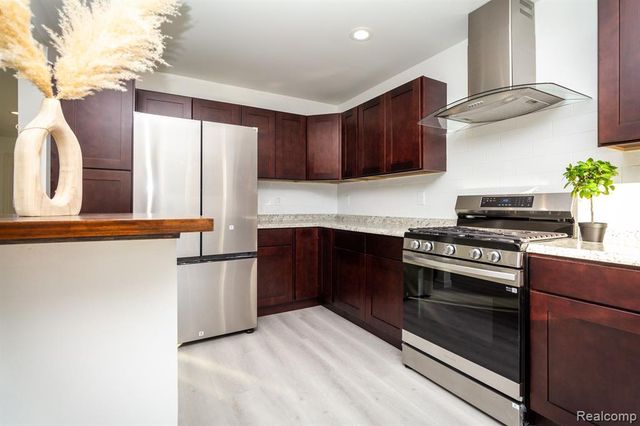 500 N Conklin Road, Lake Orion, MI 48362