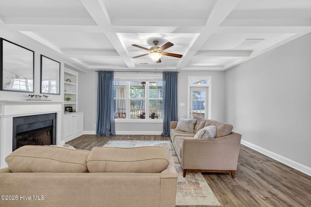 479 W Craftsman Way, Hampstead, NC 28443