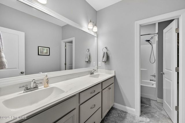 479 W Craftsman Way, Hampstead, NC 28443