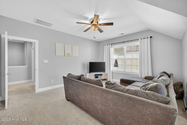 479 W Craftsman Way, Hampstead, NC 28443