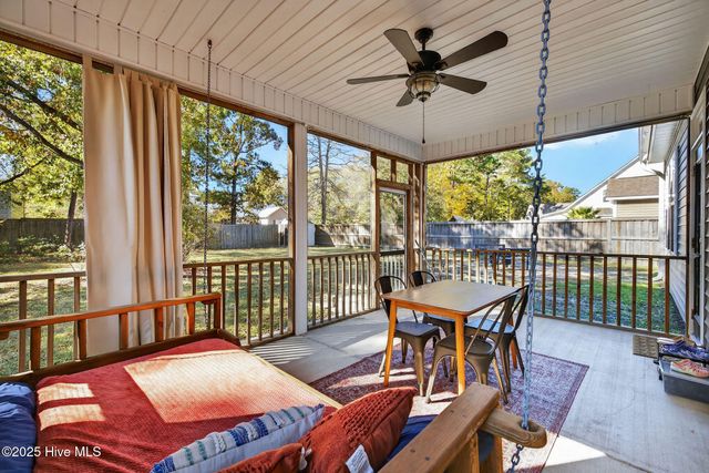 479 W Craftsman Way, Hampstead, NC 28443