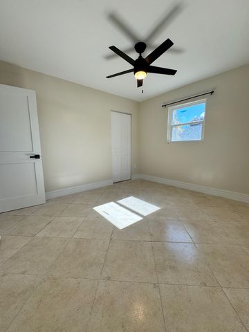 1502 Avenue I A, Fort Pierce, FL 34950