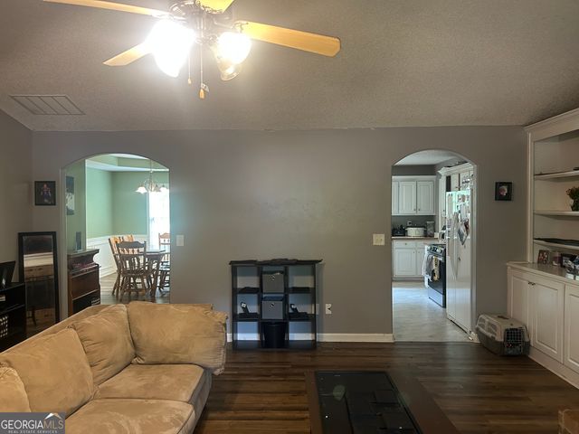 31 Pinewood Lane, Colbert, GA 30628